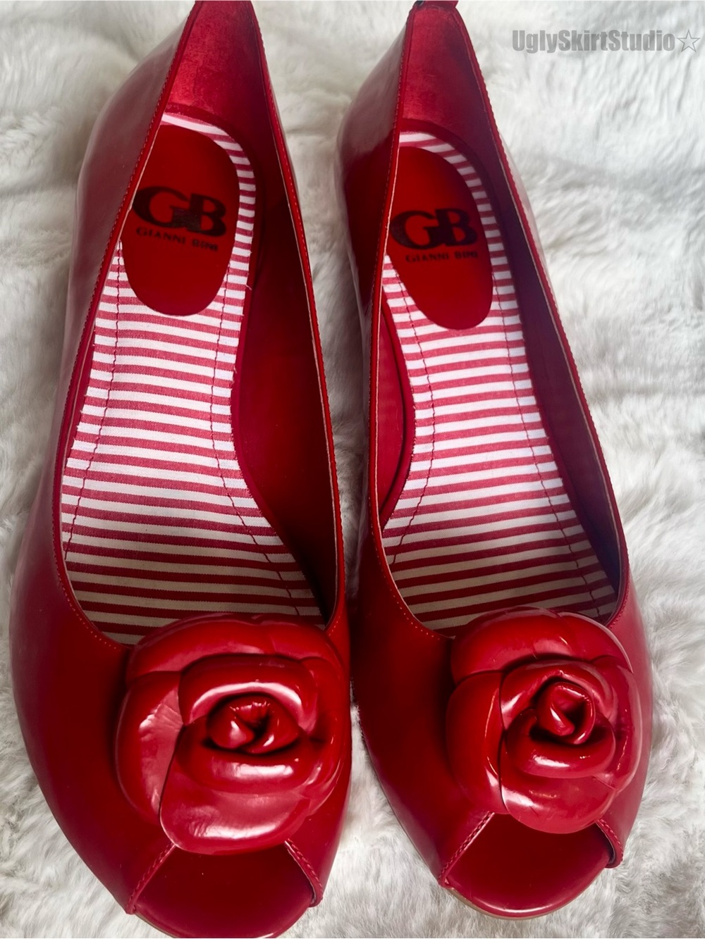 Gianni Bini Red Jelly Peep Toe Flats 3D Rose Rosette Retro Coquette Pinup LNIB